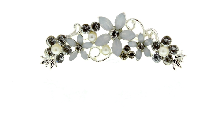 nowy-rok-trendy-Claires_Crystal_And_Pearl_Hair_Clip-002-2014-01-29 _ 23_16_54-75