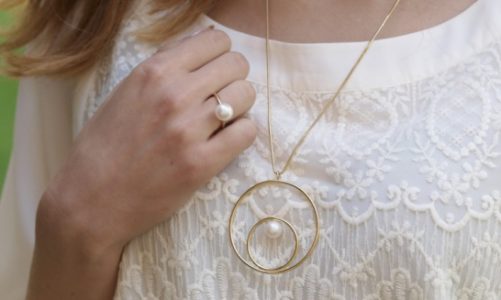 Perły – symbol ponadczasowej elegancji. Jak je nosić?