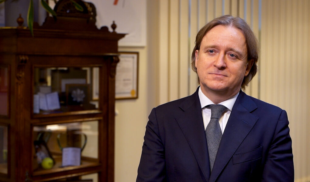 Ponad 100 szpitali w Polsce przeprowadza już zabiegi z wykorzystaniem robotów. Dołączają kolejne specjalizacje