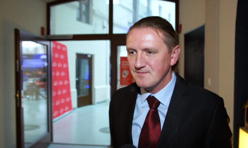 Usługi subskrypcyjne sprawiają coraz więcej trudności konsumentom. Niejasności dotyczą naliczanych cen i rezygnacji z umowy